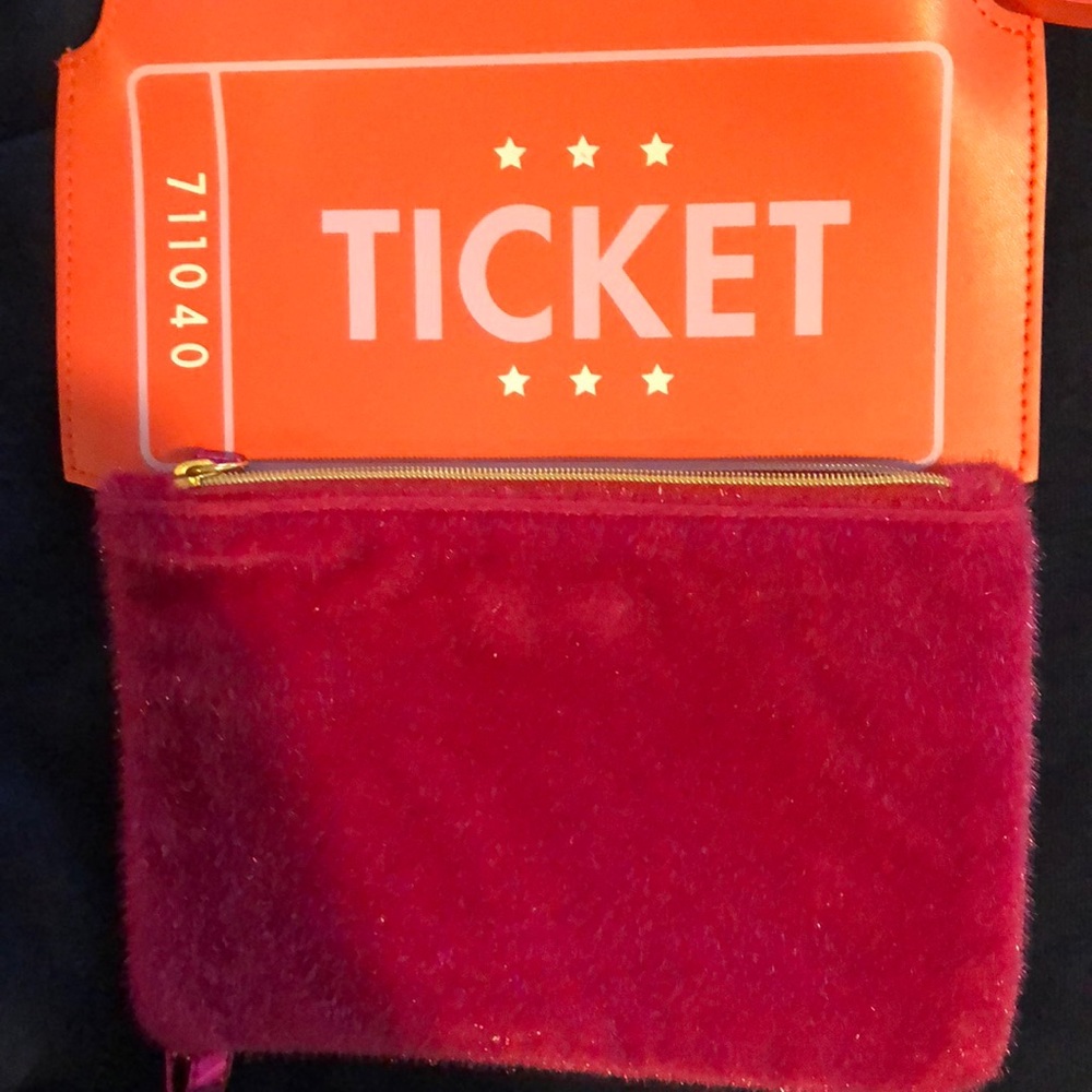 Makeup Bag Bundle. - image 5